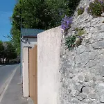 Maison De